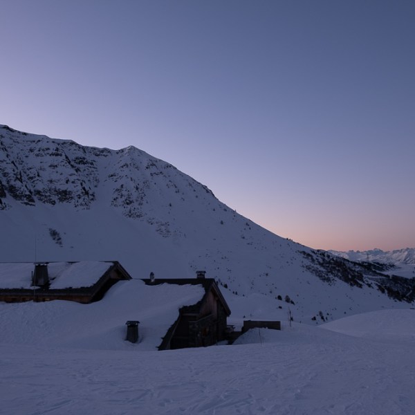 Raquettes : weekend en refuge dans les&nbsp;Alpes
