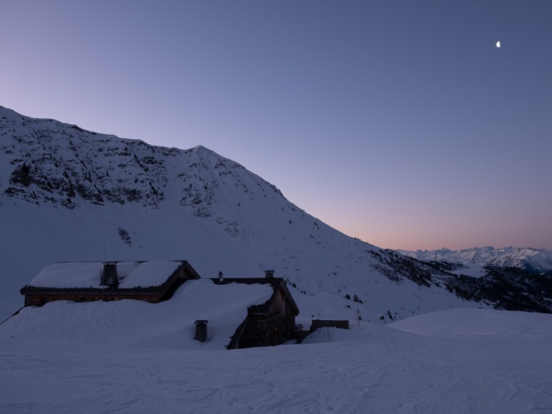 Raquettes : weekend en refuge dans les&nbsp;Alpes